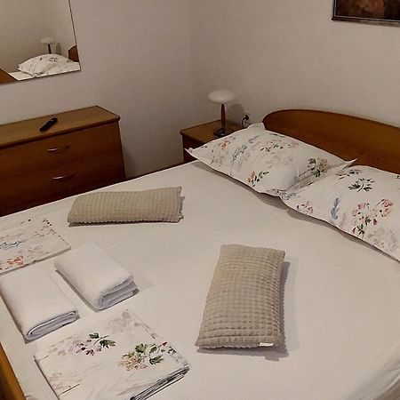 Apartmani Sonja Макарська Екстер'єр фото