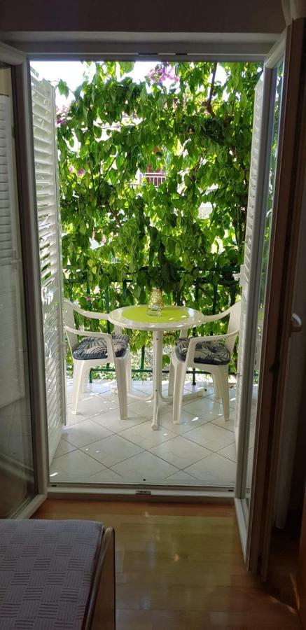 Apartmani Sonja Макарська Екстер'єр фото