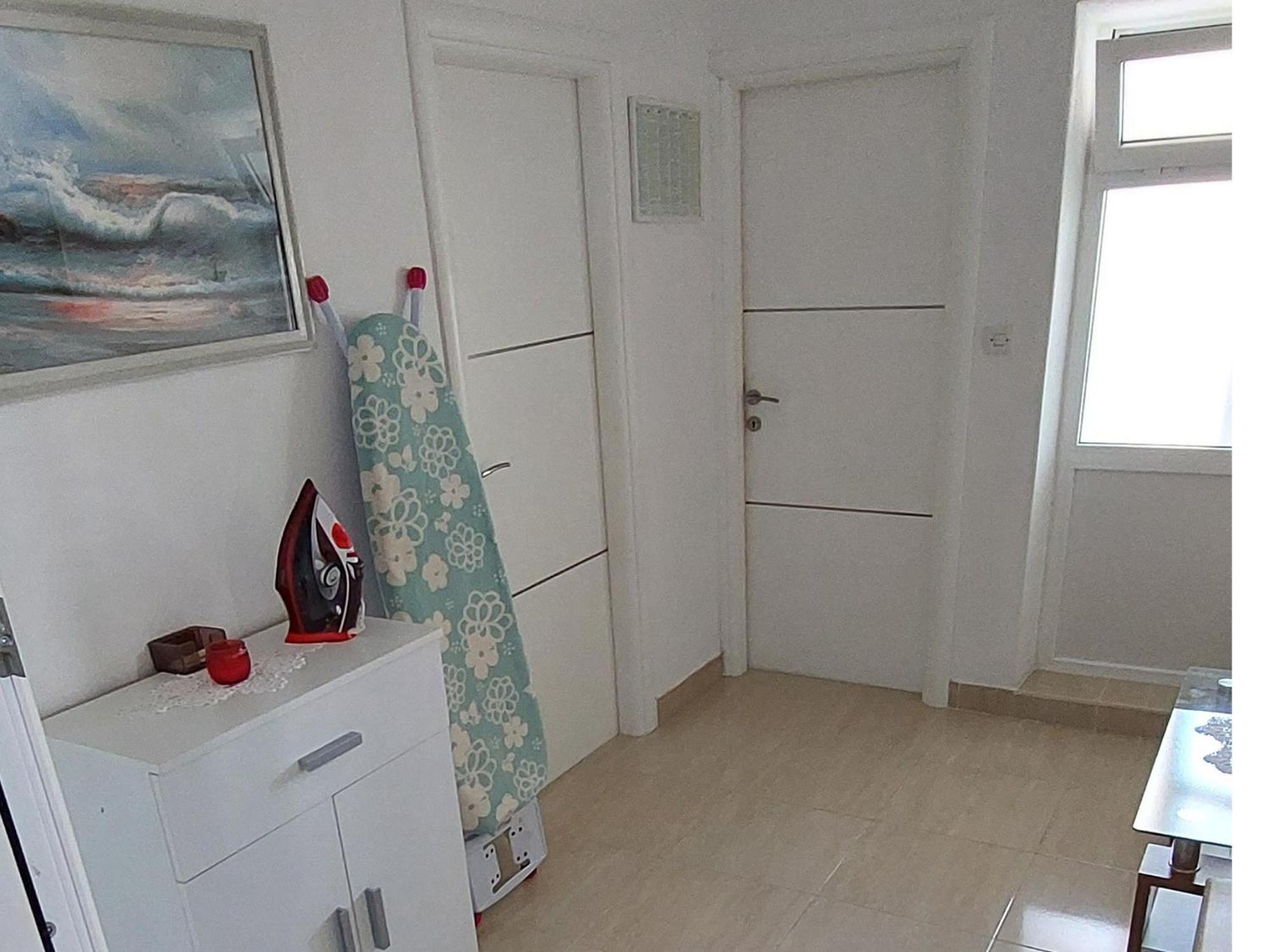 Apartmani Sonja Макарська Екстер'єр фото